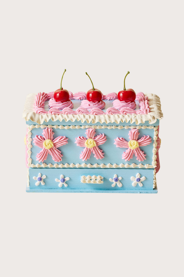 Cake Jewelry Box in Blue
