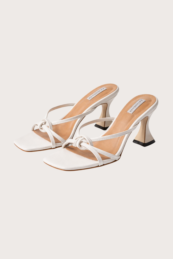 Garden Series in Coral Plain White