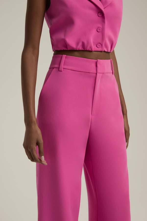 The Jones Pant in Pink