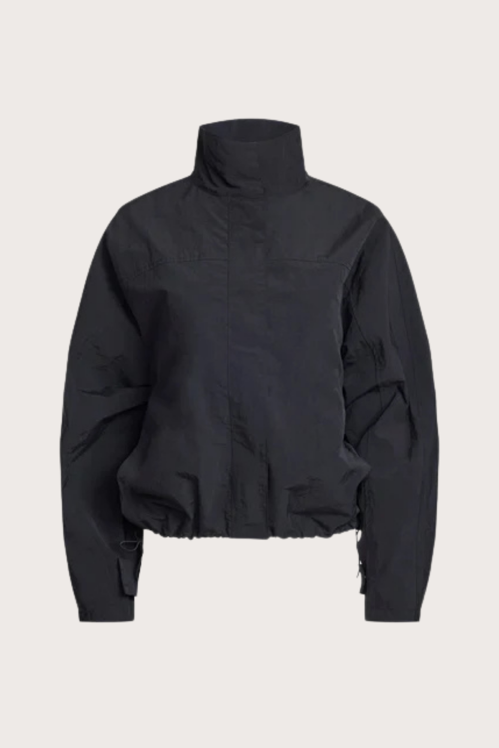 Shoreline Windbreaker in Noir