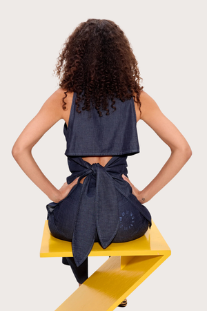 Loch Sleeveless Chambray Button Up Indigo