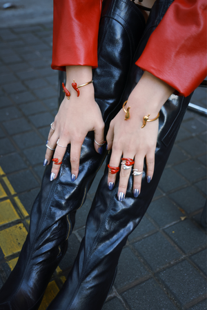 Brazalete Hottt Chilis - Rojo