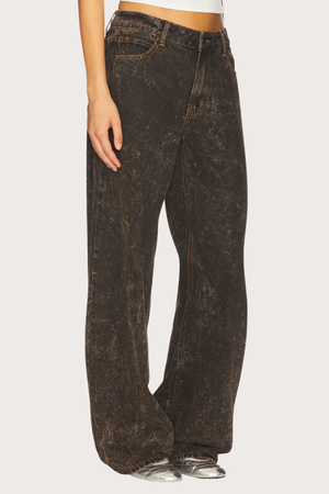 The Top Model Jean in Acid