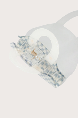 Carry-on Hair Claw in Cherry