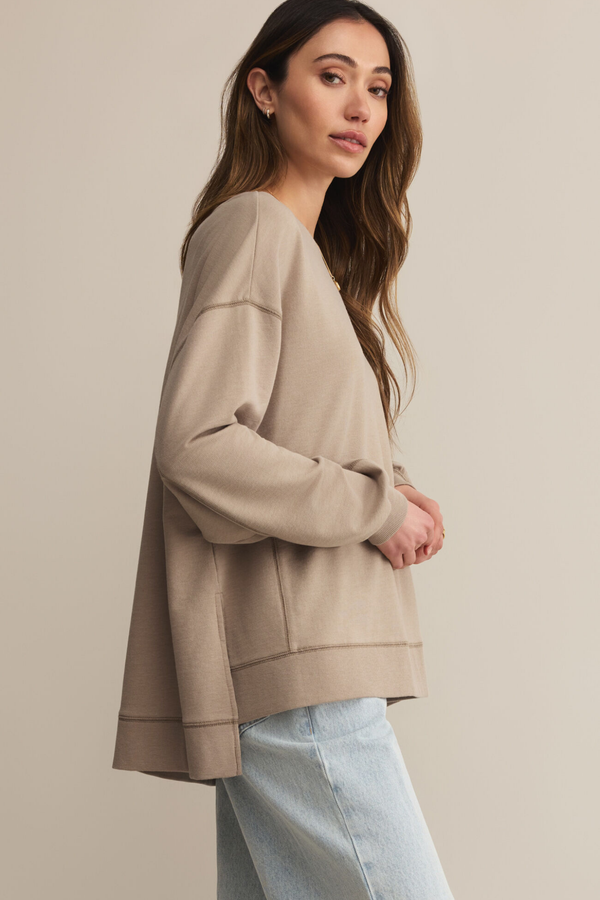 Modern Weekender in Retreat