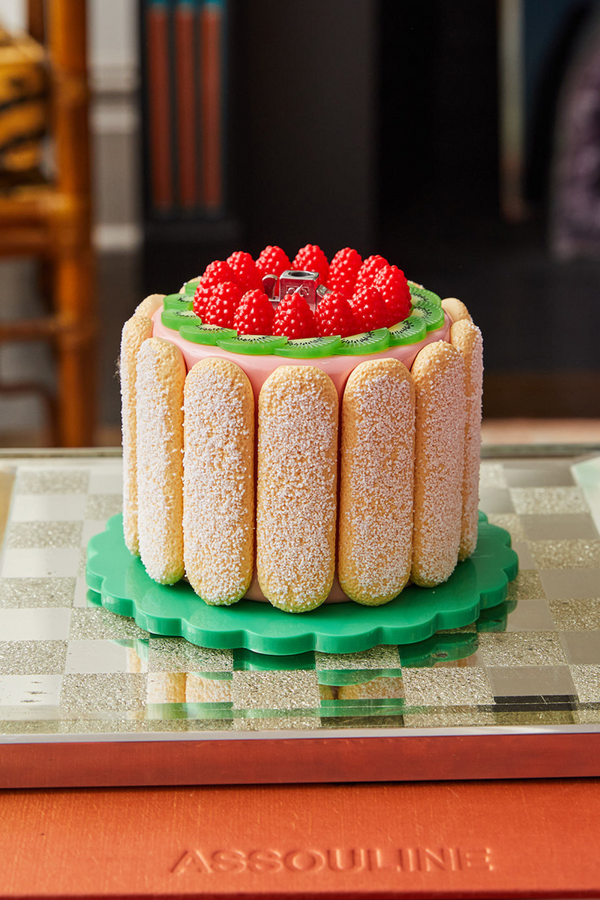 Ladyfinger Cake Tabletop Lighter
