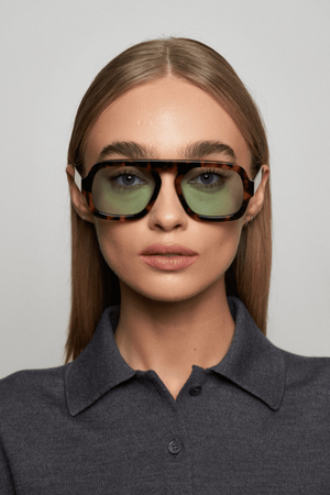 Jane in Brown Tortoise